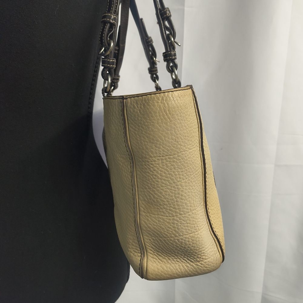 Vintage Coach Chelsea East West Beige Leather Tote Bag - Picture 8 of 13